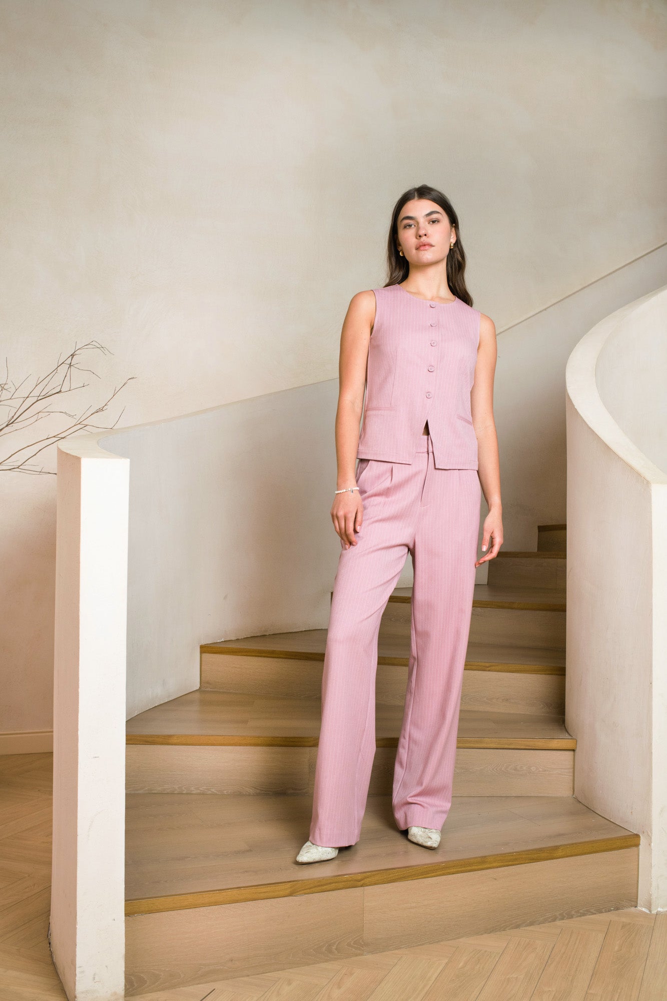 Fitted PHEBE gilet with pinstripe in pink and high neck