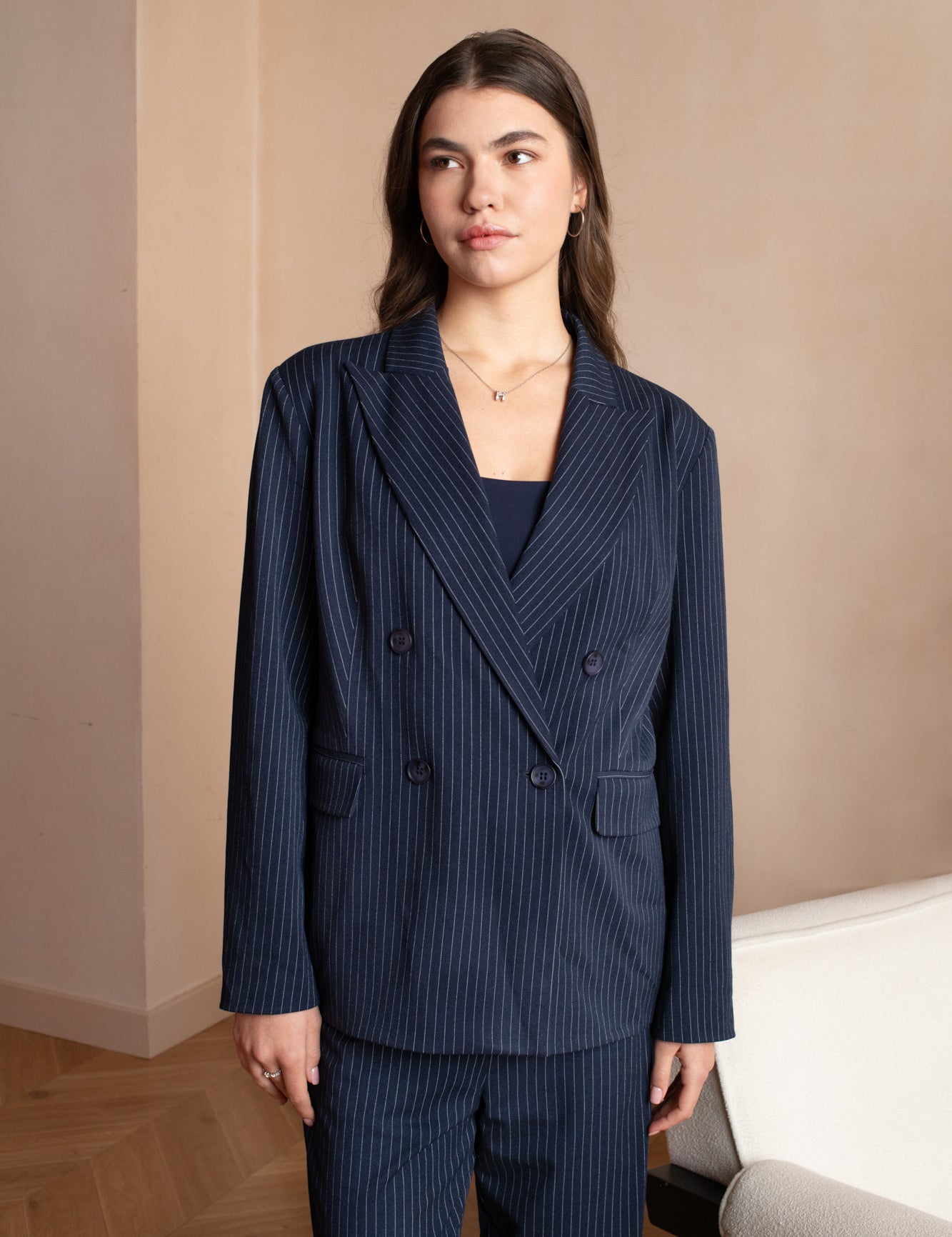 Double-breasted pinstripe blazer with 4 buttons and shoulder pads - work outfit, corporate outfit