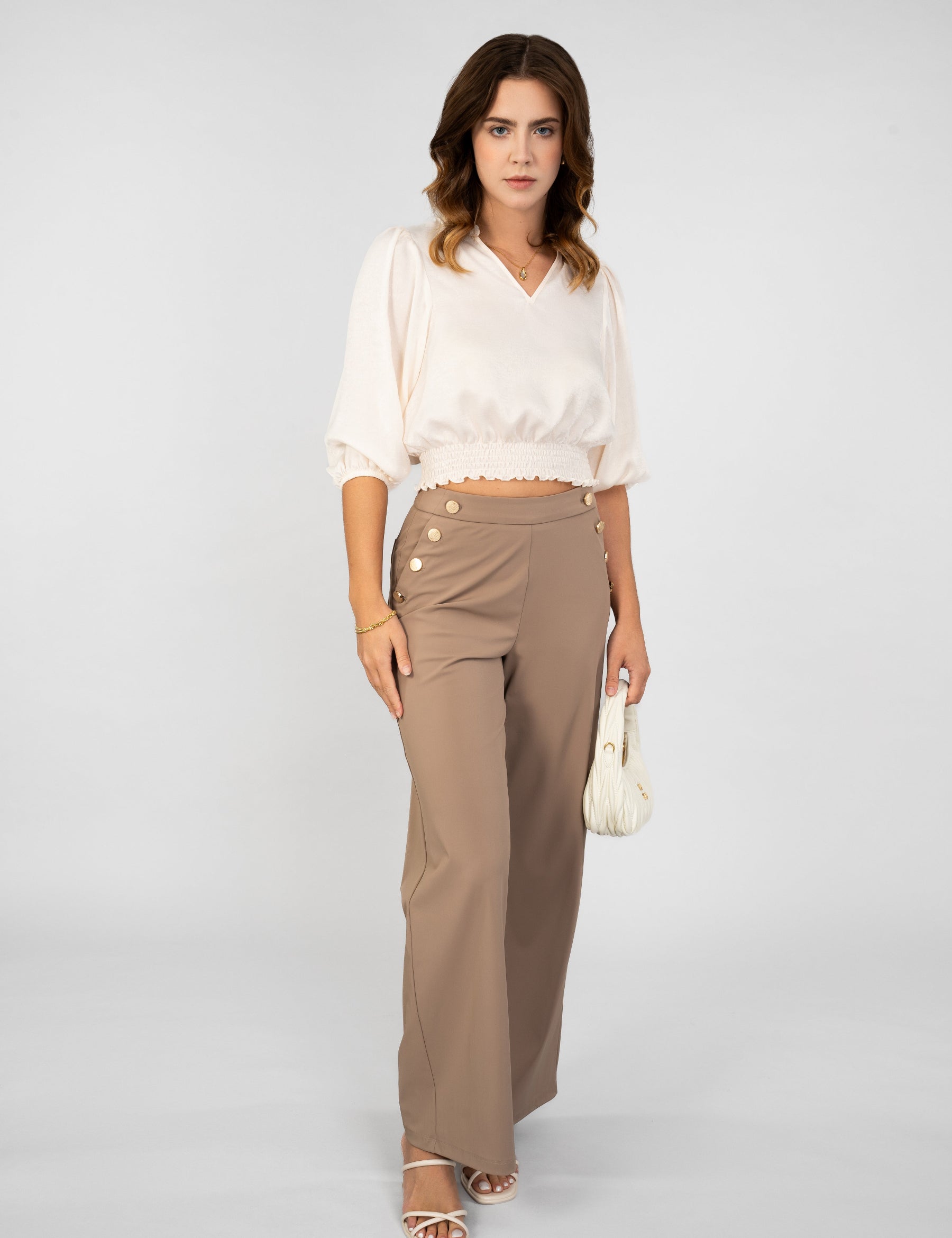 satin blouse, satijnen blouse, smock detail, quarter sleeves, driekwart mouwen